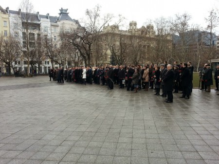 Возложение цветов